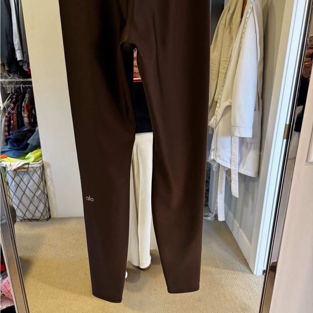 ALO Yoga leggings